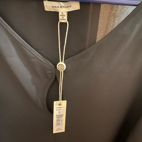 Max Studio Black silky blouse Size L - Picture 3 of 3